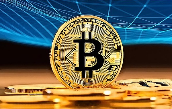 以太坊强势反弹近20%，2000美元大关触手可及？